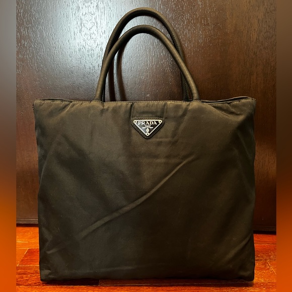 Prada Black Large Tote Shoulder Bag 14x11 - Picture 1 of 12
